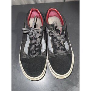 Vans Women's Black and Red Sneakers